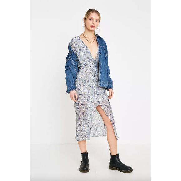 The East Order Serena Low V-Neck Floral Midi Dress Size X-Small Lightweight Boho - Picture 3 of 15